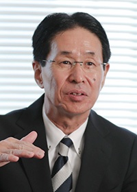 早川 泰宏(はやかわ・やすひろ)