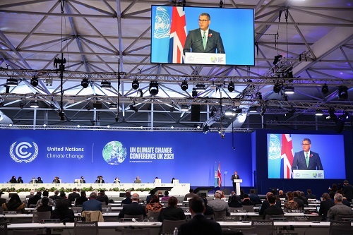 昨年の国連気候変動枠組み条約第26回締約国会議（COP26、写真上）で「グラスゴー金融同盟（GFANZ）」が発足した<br/>写真：UNFCCC Flickr