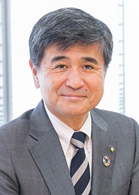 西島 剛志(にしじま・たかし)横河電機 代表取締役社長1957年神奈川県生まれ。81年東京都立大学(現首都大学東京)理学部を卒業し、横河電機の前身の一つである北辰電機製作所に入社。2011年横河電機取締役(横河メータ&インスツルメンツ社長兼任)、12年取締役常務執行役員を経て、13年4月から代表取締役社長を務める
