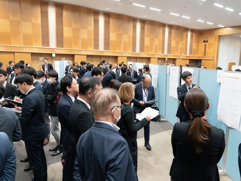 経産省・人的資本経営コンソーシアム35社が「実践プログラム」の成果報告