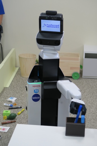 家庭用ロボットにもAIチップ