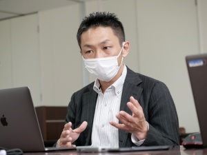 “いい意味で緩い”取り組みがPPPには重要だと語るまちみらいの寺沢氏(写真:加藤康)