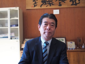 美作市の萩原誠司市長