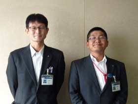 左から東松山市役所環境産業部商工観光課の小島孝彦副課長、同部農政課生産振興室の熊沢篤司室長(写真:赤坂 麻実)