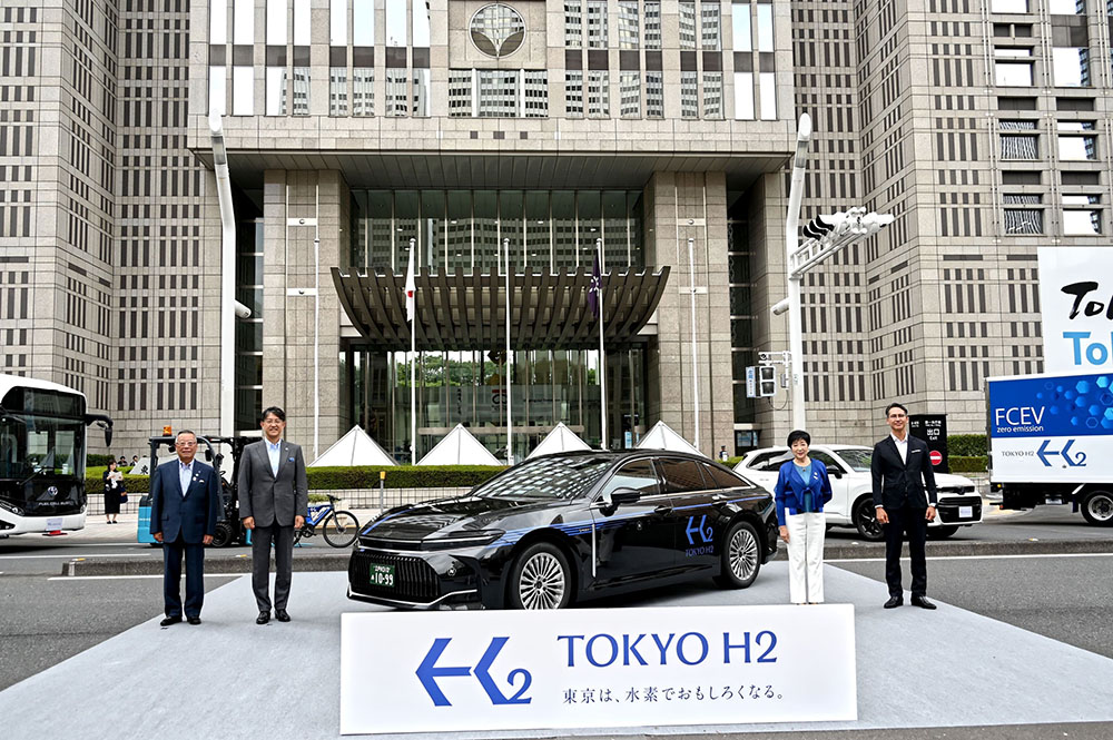 都内で「燃料電池タクシー」、2025年度末に200台へ｜新・公民連携最