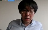 左から、コーディネーターを務めた日本大学特任教授の岸井氏、イオン北海道の関矢氏、大和ハウス工業の瓜坂氏(シンポジウムのオンライン画面より)
