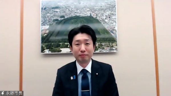 大阪府堺市市長の藤永英機氏。堺市の課題はこれからの日本の課題であると位置付け、民間とも連携して課題を解決していくと語った