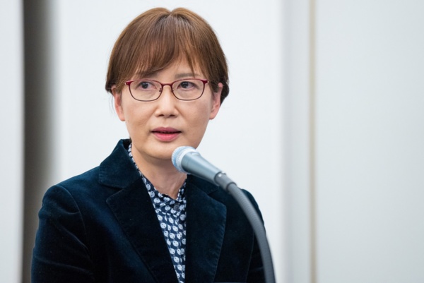 目白大学の野澤氏(写真:川崎 樹音、剣持 悠大、以下同)