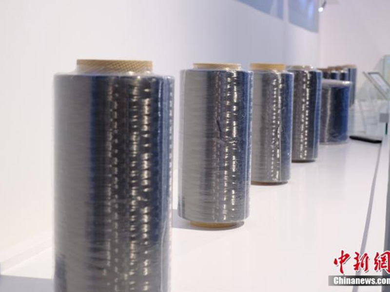 中国、材料界の宝石と呼ばれる毛髪ほど細く鋼鉄より強い炭素繊維を開発