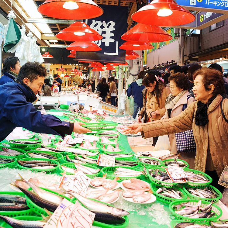 金沢の回転寿司が愛される理由 最新機器 食べ放題 サイドメニューでは勝負しません カンパネラ