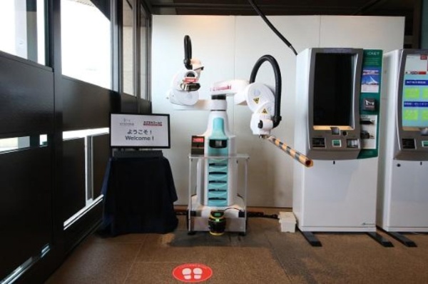 人共存型双腕スカラロボット「duAro2」を使った自動検温システム（出所：川崎重工業）