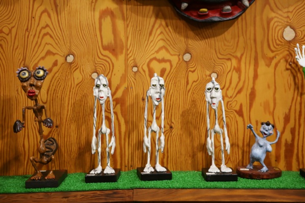 Vol 11 孤独なおじいちゃん芸術家の自宅になぜ人が訪れるのか 2ページ目 ひとまち結び Vol 11 孤独なおじいちゃん芸術家の自宅になぜ人が訪れるのか 2ページ目 ひとまち結び