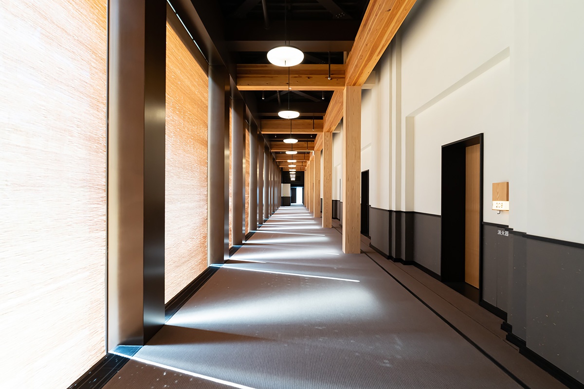 そこにいるだけで ワオ を感じる 悠久の古都になじむ エースホテル京都 ひとまち結び そこにいるだけで ワオ を感じる 悠久の古都になじむ エースホテル京都 ひとまち結び