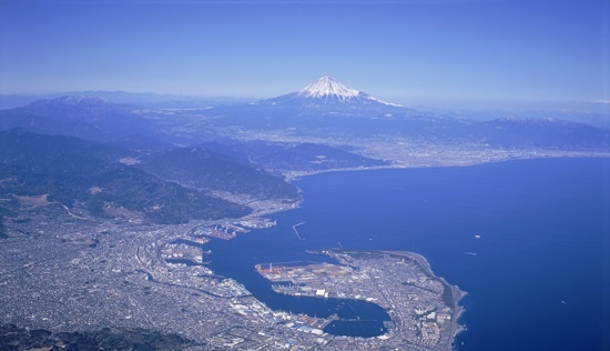 富士山や南アルプス、駿河湾をはじめ、豊富や自然景観を持つ静岡市(画像提供:静岡市)