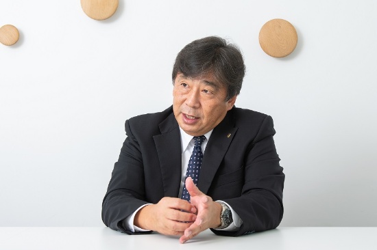 N高等学校校長 奥平博一氏