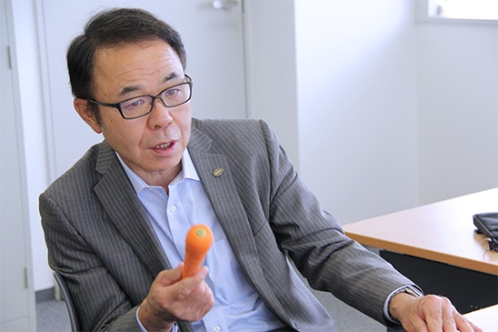 マクタアメニティ代表取締役の幕田武広氏。「やはり大きな転機は東日本大震災の放射能災害です。国民の食の安心や情報化への認識が変わりました」と語る(写真:中島有里子、以下同じ)