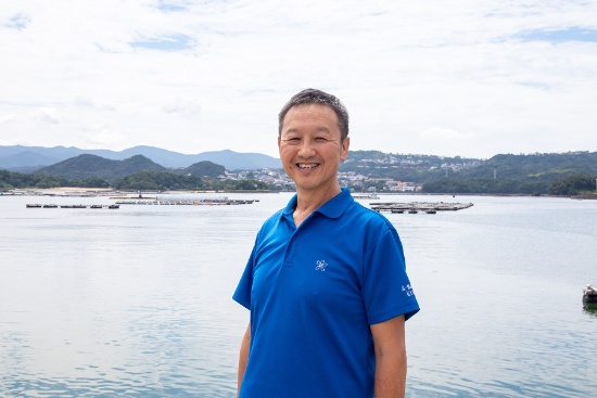 近畿大学水産養殖種苗センター センター長の岡田貴彦さん(近畿大学提供)