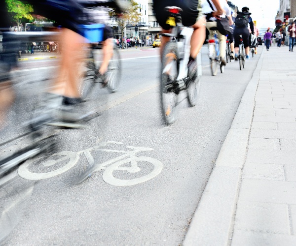 世界一の自転車都市コペンハーゲンの街づくり　環境保護、健康増進、経済効果にもつながる