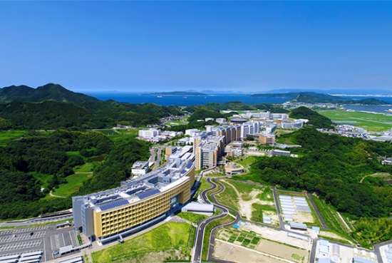 オンデマンドバスを九州大学が実運用 モビリティの課題に投じられた 現実解 を見た 未来コトハジメ オンデマンドバスを九州大学が実運用 モビリティの課題に投じられた 現実解 を見た 未来コトハジメ