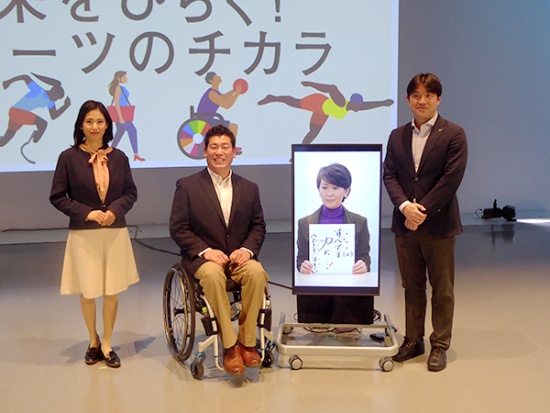 パナソニック エンタメで存在感 空間全体を演出 収入増に貢献 2017年10月号 事業構想オンライン