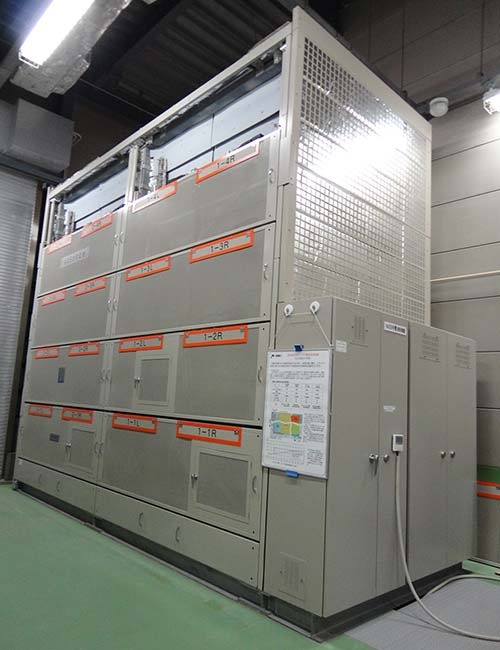 沖縄県宮古島、メガソーラーの出力を蓄電池で平準化(page 2)
