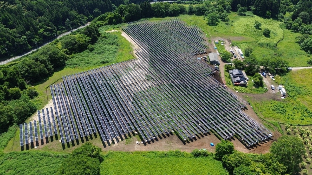 売却から所有へ戦略転換」、宮城県大郷町のメガソーラーにみるトリナ