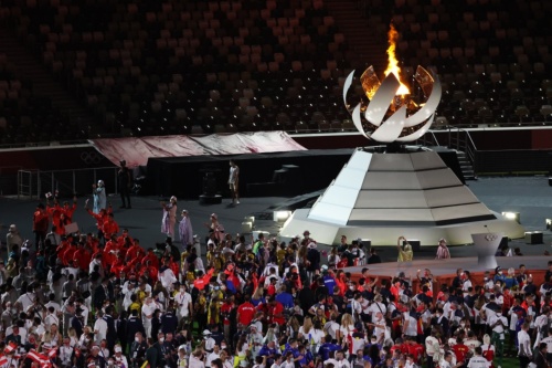 図25●東京オリンピックの閉会式では福島産水素の聖火が灯された