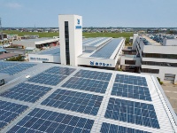 白山第1・第3工場屋根上の太陽光発電設備
