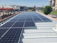 西宮CSの屋根に設置した太陽光パネル
