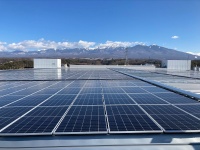 富士見事業所屋根上の太陽光発電設備