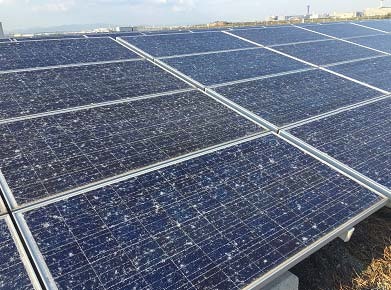 台風21号の猛烈な風 太陽光パネルに これまでにない損傷 経産省が公表 トラブル メガソーラービジネス 日経bp 台風21号の猛烈な風 太陽光パネルに これまでにない損傷 経産省が公表 トラブル メガソーラービジネス 日経bp