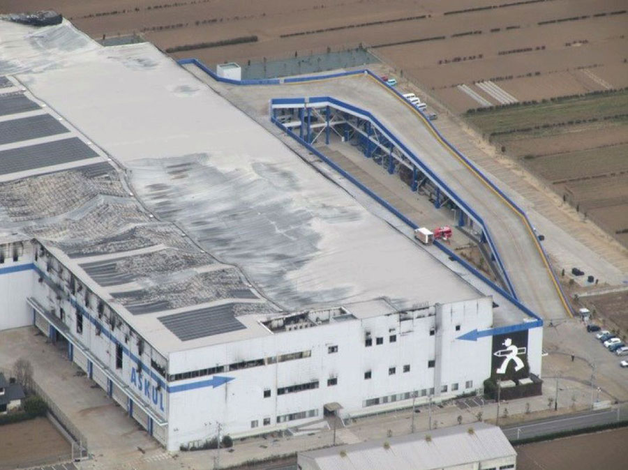 埼玉県三芳町のアスクル倉庫火災、太陽光は翌日までに遮断 - トラブル