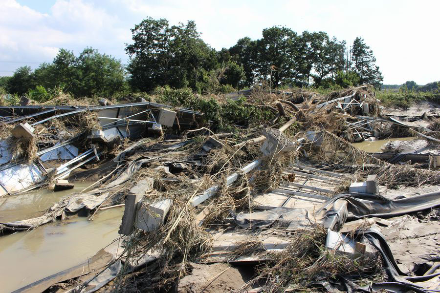 スマートフォン 廃棄パネル 適正処理 太陽光パネルリユース、リサイクルサービス - 産業廃棄物事業