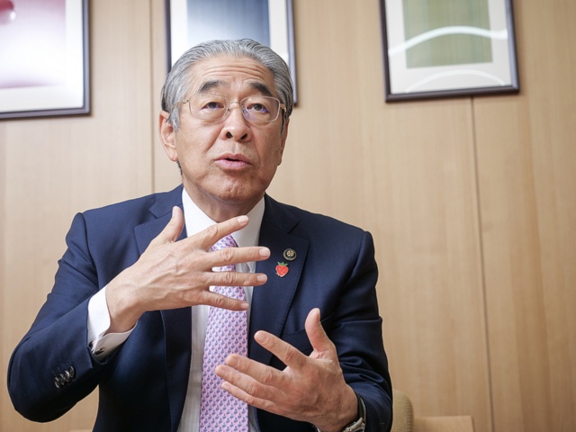 真岡市長の石坂真一氏(撮影:加藤 康、以下同)