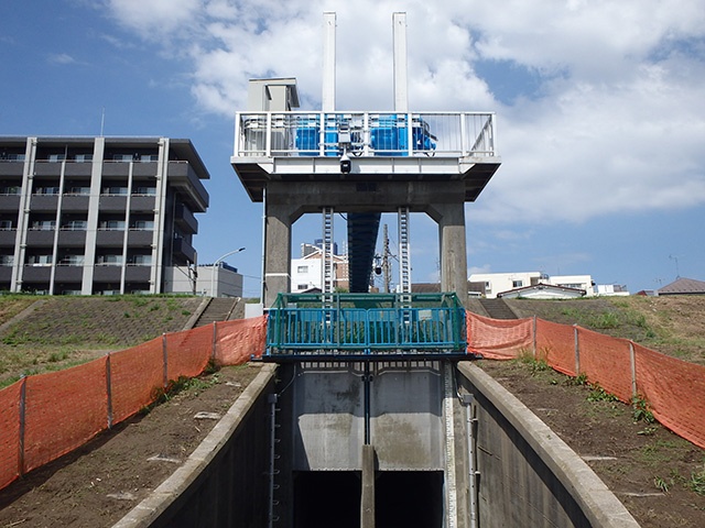 ゲートの改良や遠方制御化、観測機器の設置を実施した多摩川の排水樋管