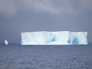 「しらせ」での活動と驚きの体験——「南極授業」への道（第2回）